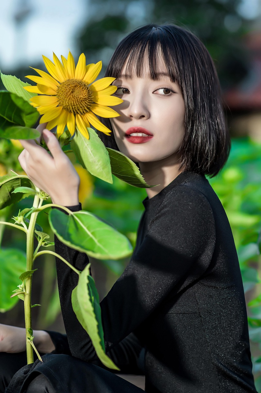 woman, flower, beauty, ao dai, sunflower, vietnamese, nature, beautiful flowers, traditional, beautiful, pretty, female, girl, happy, asian, flower background, flower wallpaper, young, attractive, smile, elegance